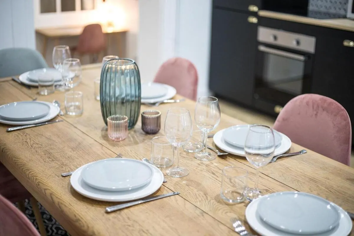 Spacieux Pour 8 Pres De L'arc-de-triomphe Apartament *
